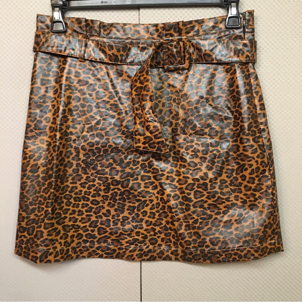 NWT Umgee Animal Leopard Print Skirt